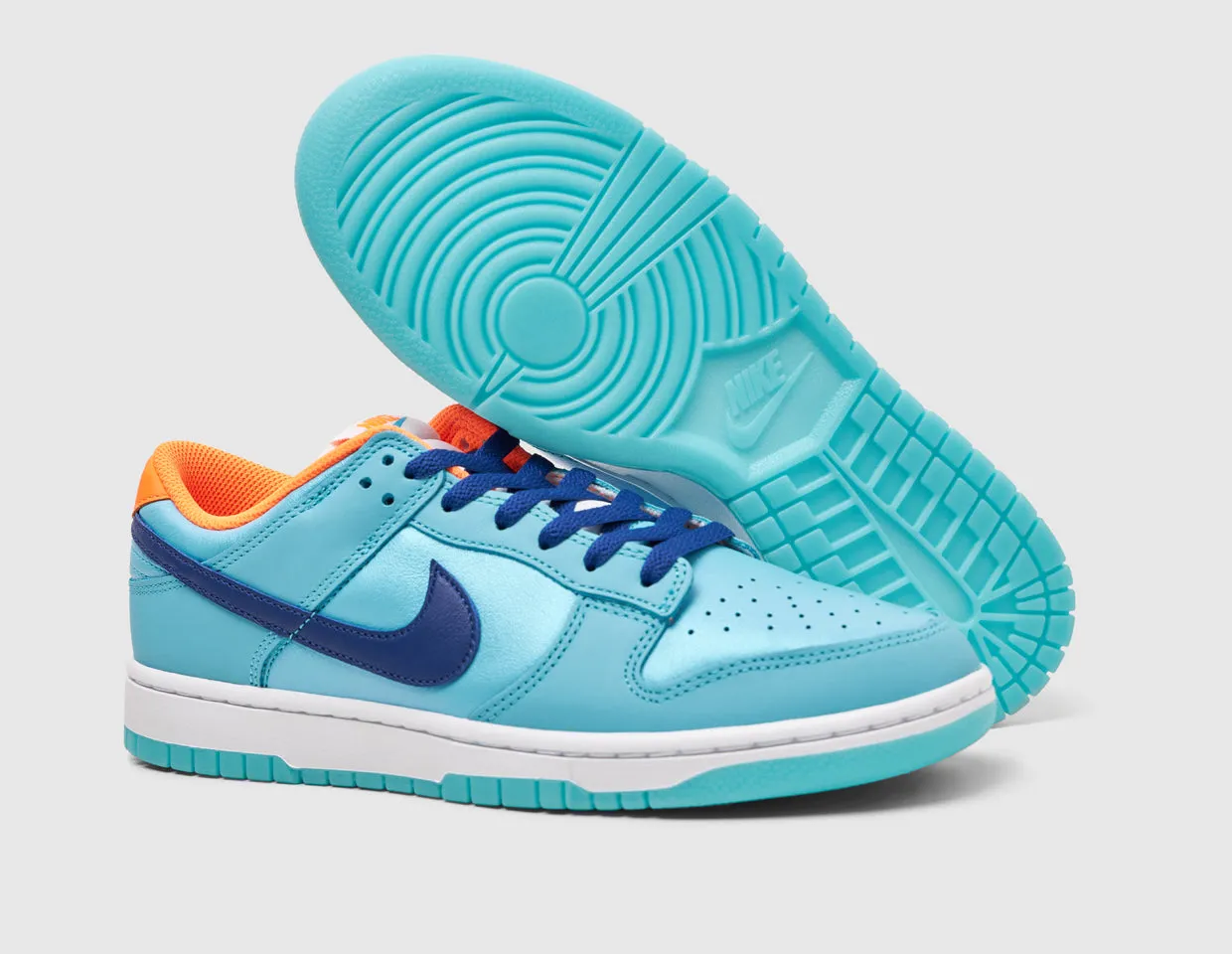 Nike Dunk Low SE Baltic Blue / Deep Royal - Total Orange